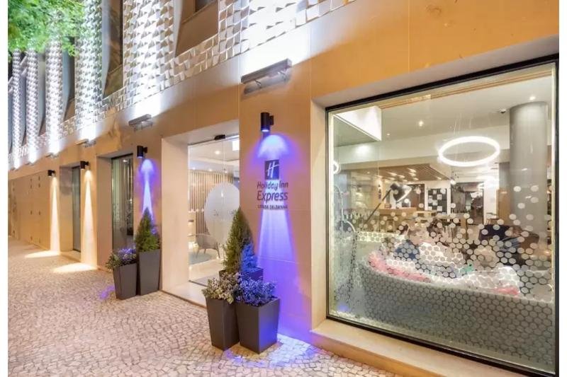 Фото Holiday Inn Express Lisbon Plaza Saldanha