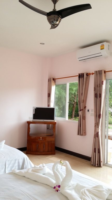 Фото Khaolak Summer House Resort 2