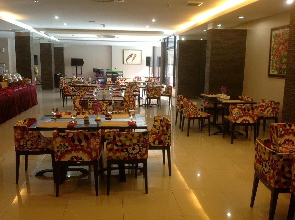 Hotel Hotel Swarna Dwipa, Palembang, photo