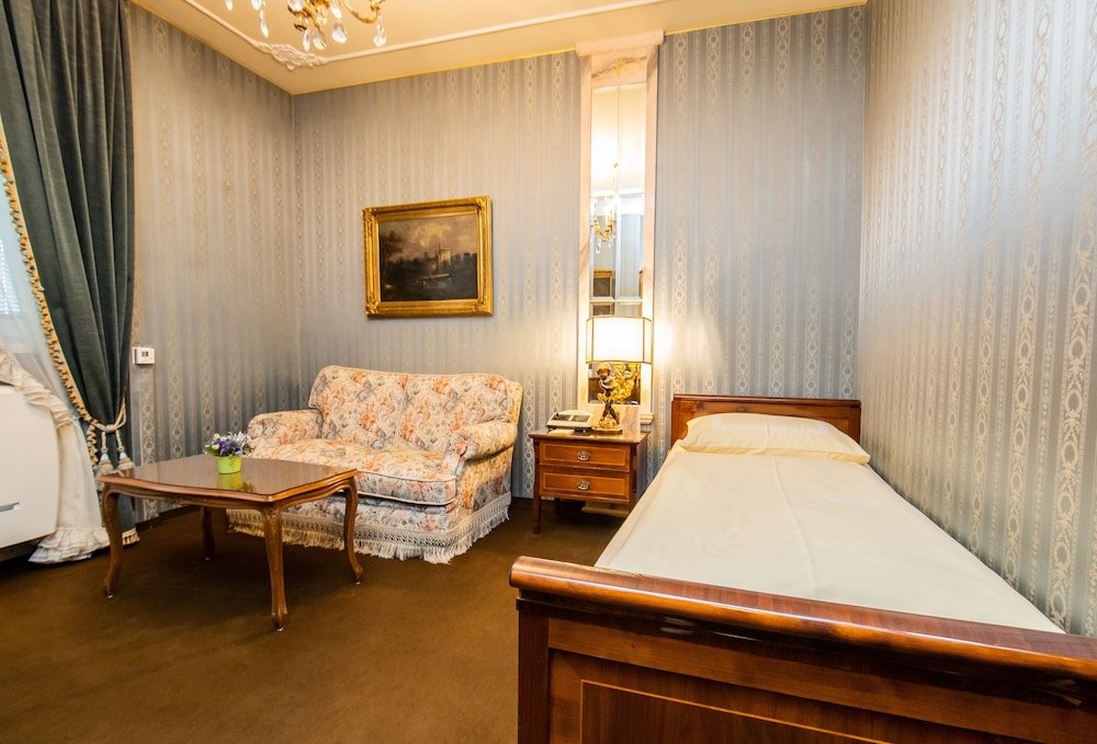 Фото Hotel Palais Porcia