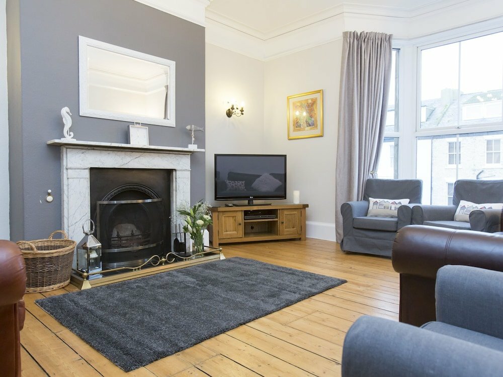 Hotel 6 Abbey Terrace, Whitby, photo