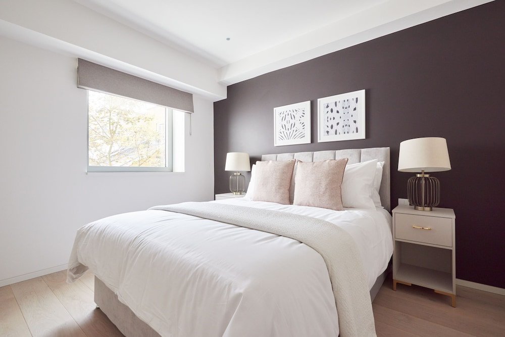 Фото Sleek Oxford Circus Suites by Sonder