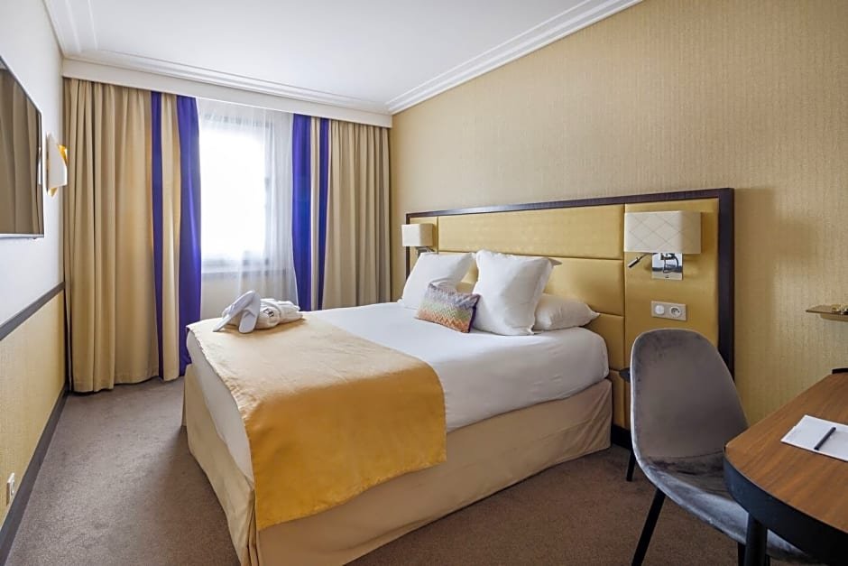 Фото Hotel Paris Neuilly