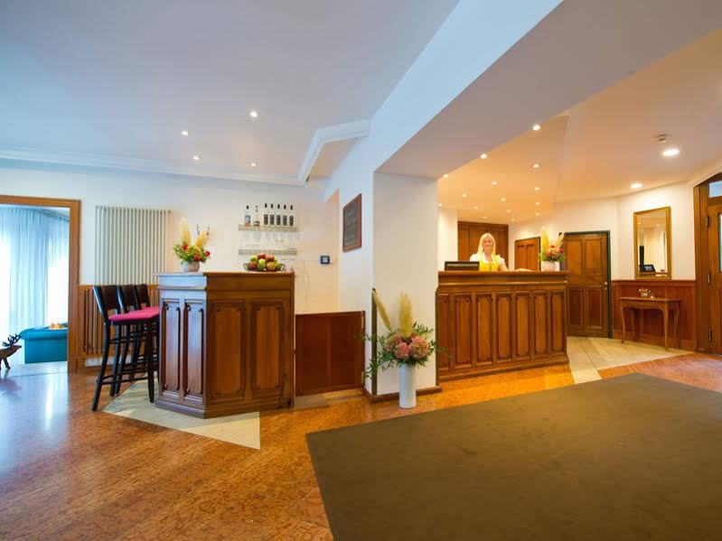 Фото Achat Hotel Salzburg Zum Hirschen