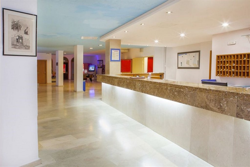 Фото Apartamentos Mar y Playa