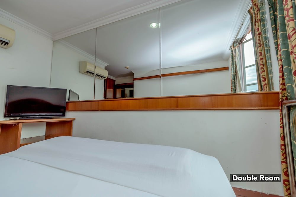 Фото Diamond Hotel