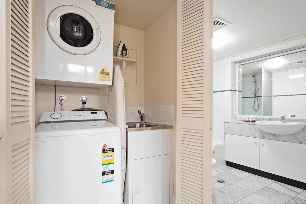 Фото BreakFree Capital Tower