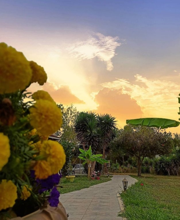 Фото Demis Apartments