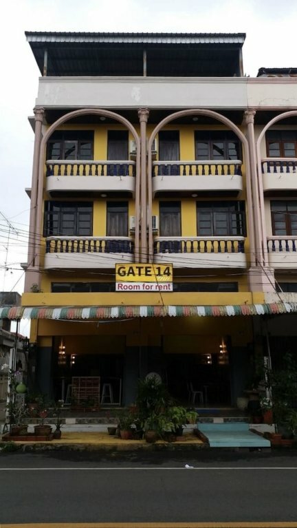 Гостиница Gate 14 Inn в Накхонпханоме