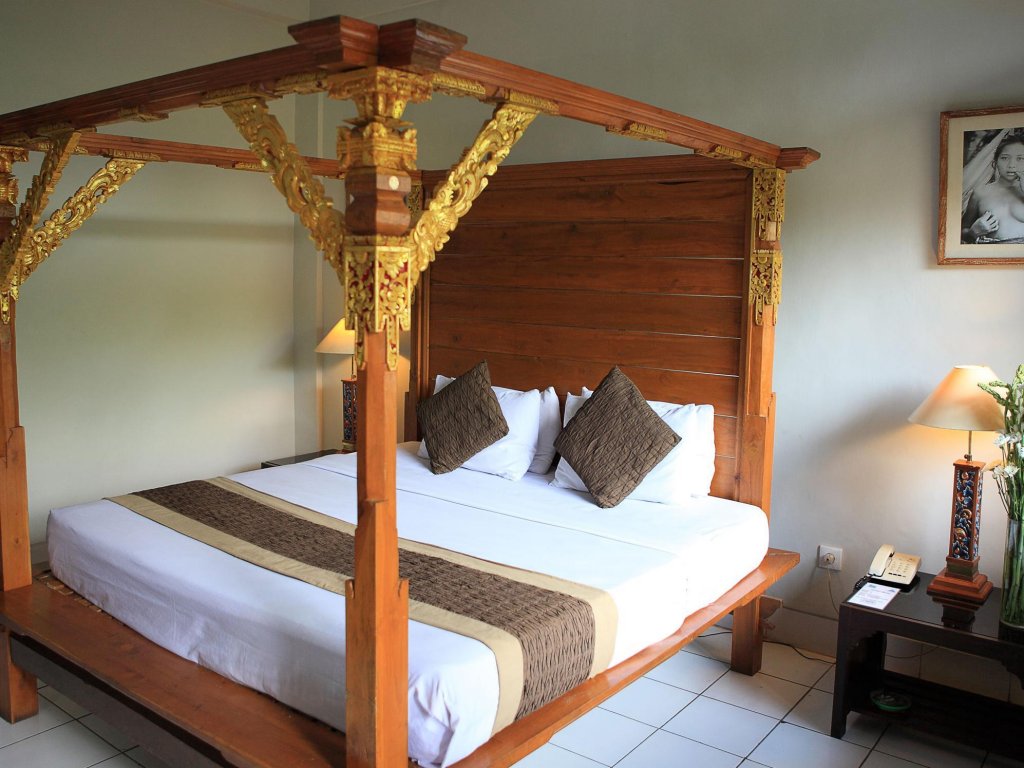 Фото Legian Village Hotel