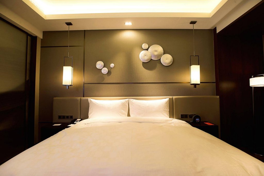 Фото Hualuxe Wuxi Taihu, an Ihg Hotel