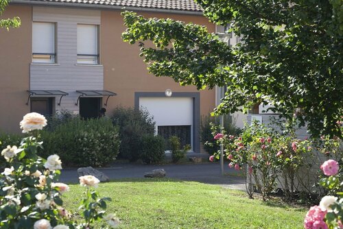 Гостиница Garden & City Clermont Ferrand Gerzat в Рьоне