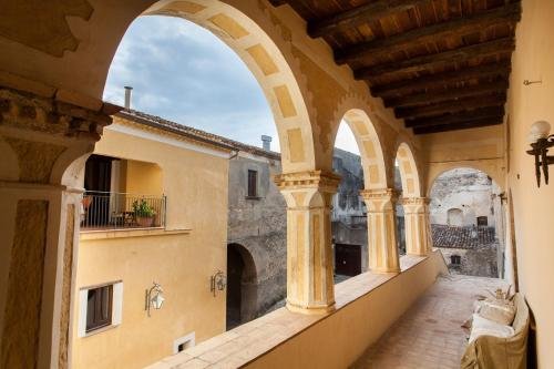 Фото Castello di Altomonte