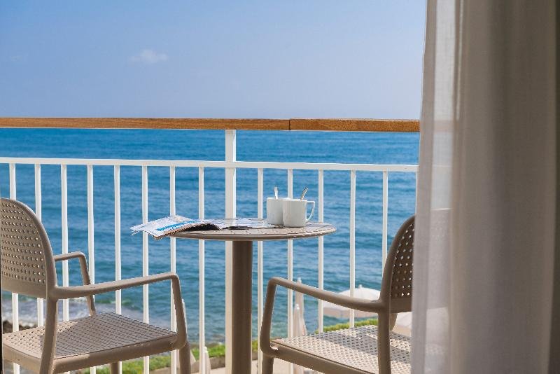 Фото Hotel Atolon