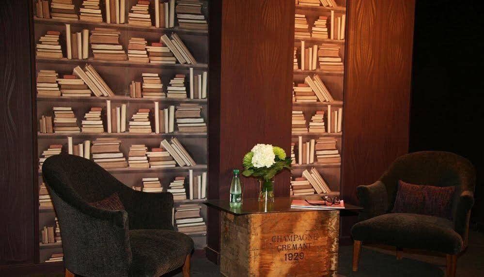 Фото Hotel Voltaire Opera Nantes Centre