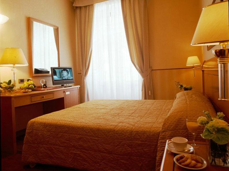 Фото Hotel Dei Cavalieri Milano Duomo