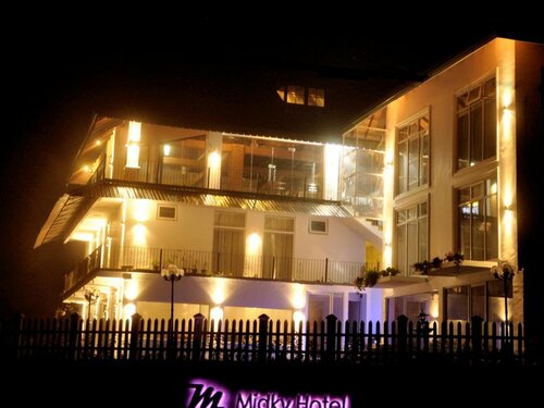 Гостиница Midky Hotel в Нувара-Элии