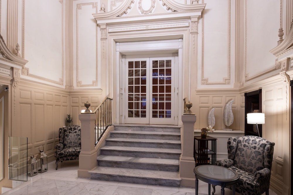 Фото Catalonia Las Cortes