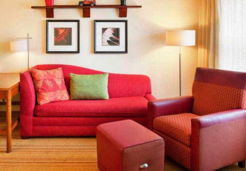 Фото Residence Inn by Marriott Long Island Hauppauge