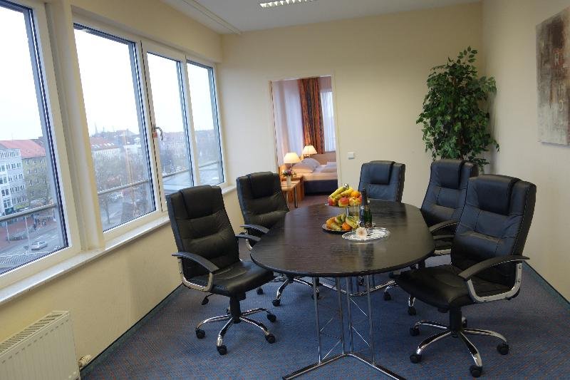 Фото Hotel Plaza Hannover