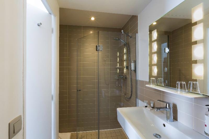 Фото Contact Hotel Alizé Montmartre