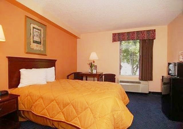 Фото Comfort Inn International Dr