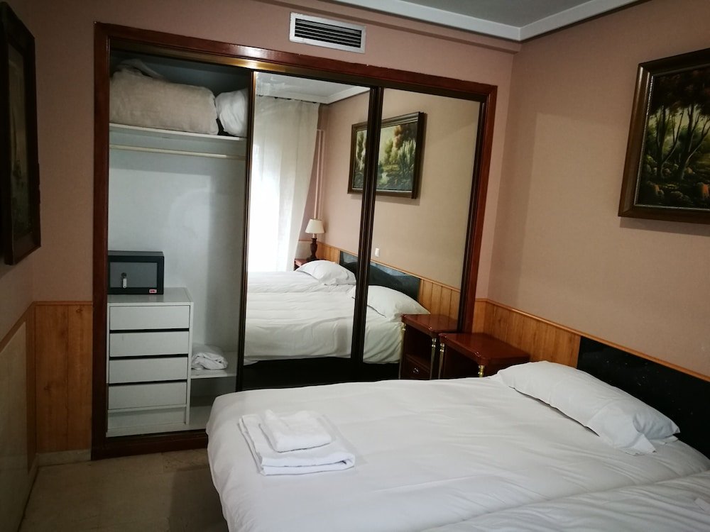 Фото Apartamentos Turísticos Torr