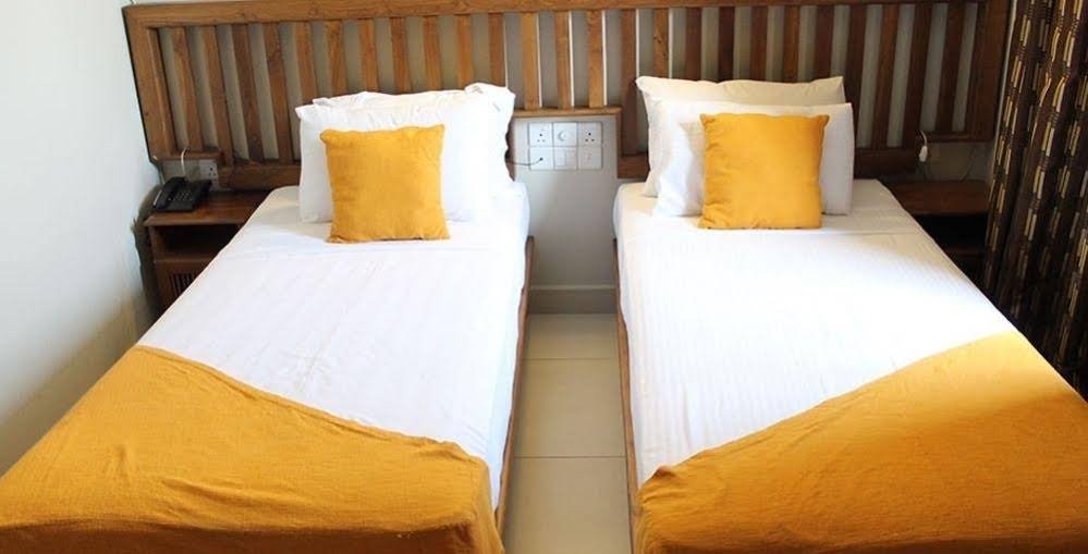 Фото Port View City Hotel