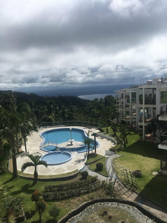 Hotel Honeymoon Suite, Tagaytay, photo