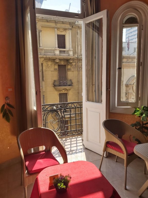 Фото Victory Of Downtown Hotel