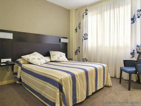 Фото Cross Hotel Elorz