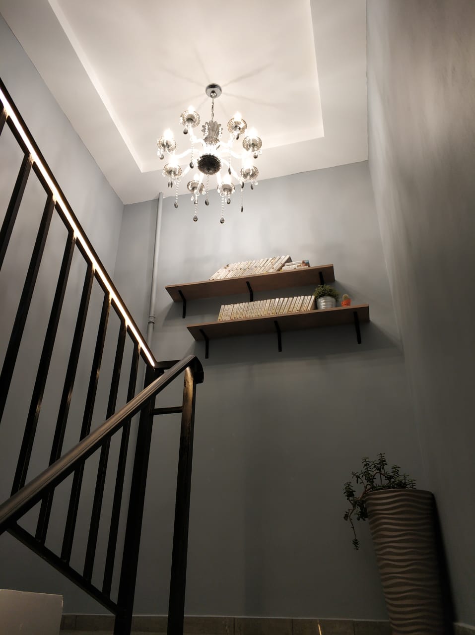 Фото Антресоль