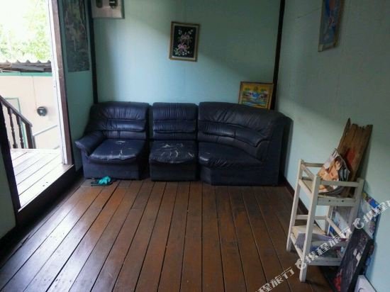 Фото Chok Dee Guesthouse