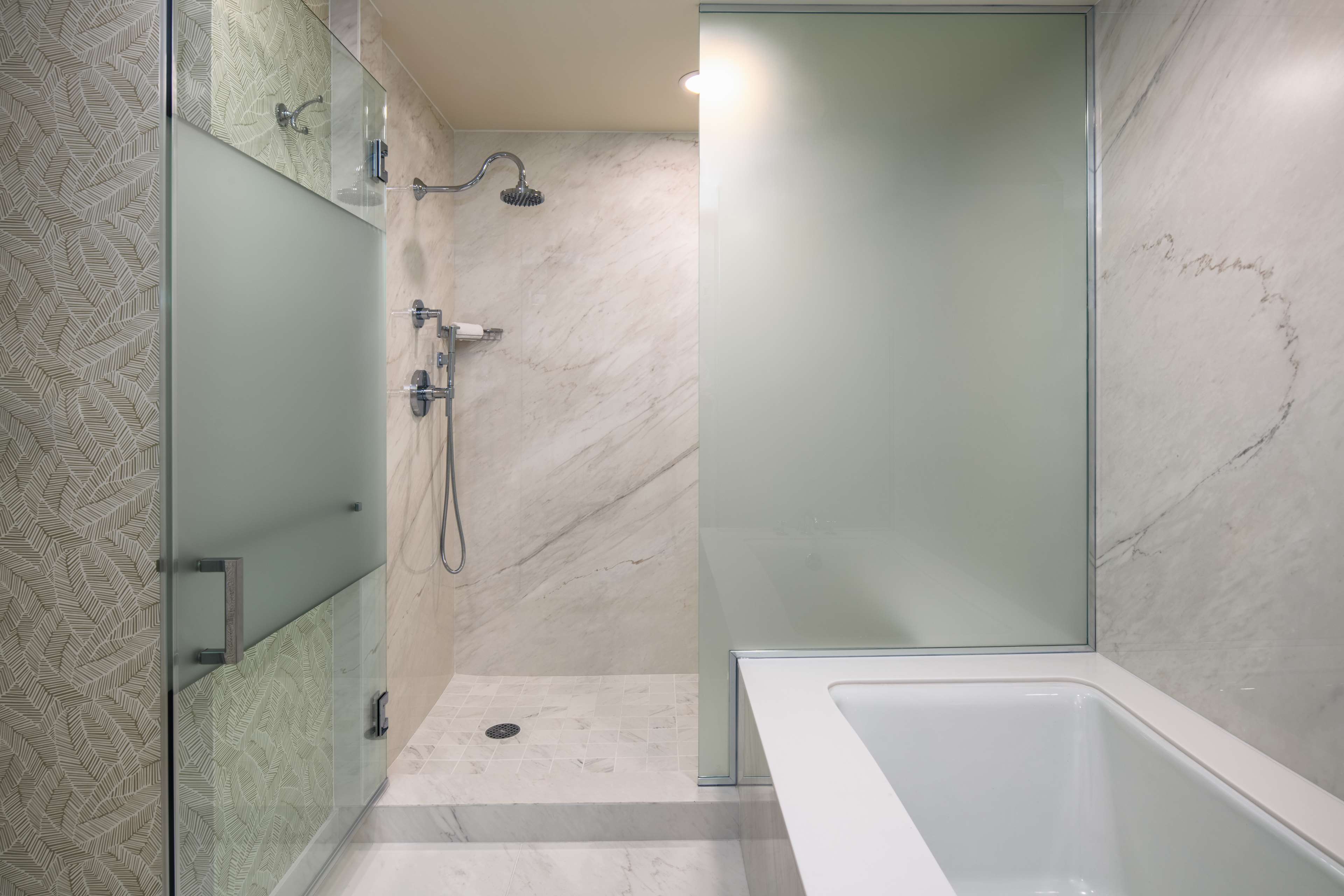 Фото The Beverly Hilton