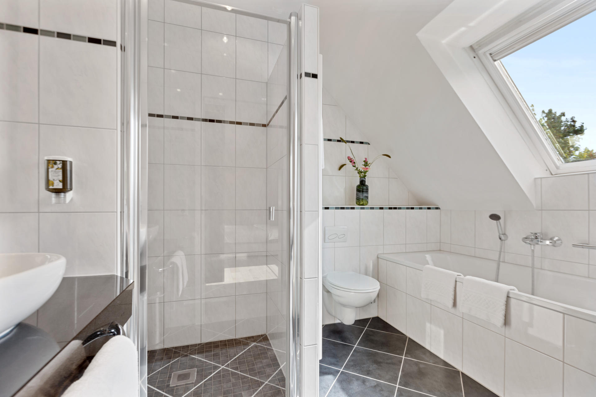 Фото Hotel Rosengarten am Park