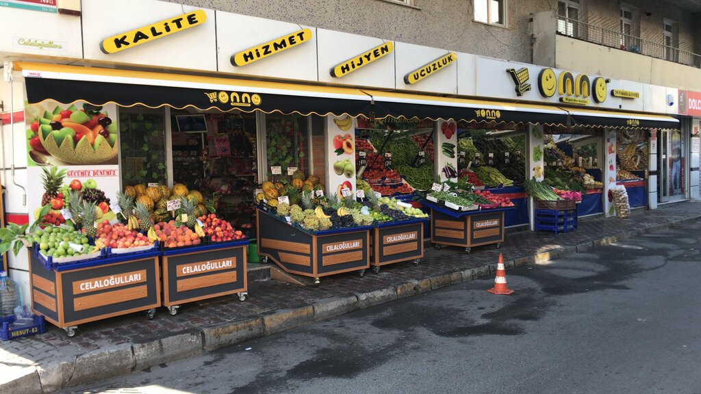 Supermarket Onno Hypermarket, Istanbul, photo
