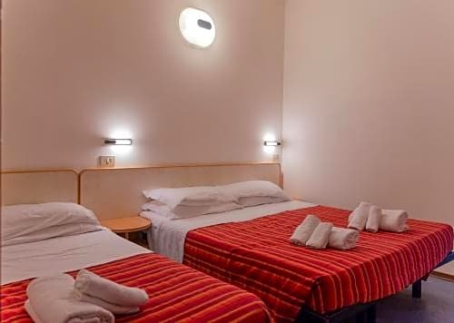 Фото Hotel Beverly