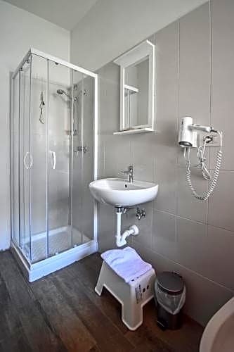 Фото Hotel La Pineta Marina di Carrara