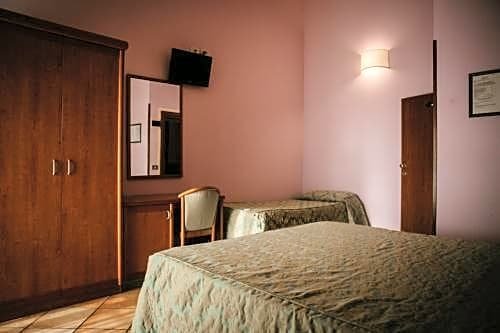 Фото Hotel Ristorante La Scottiglia