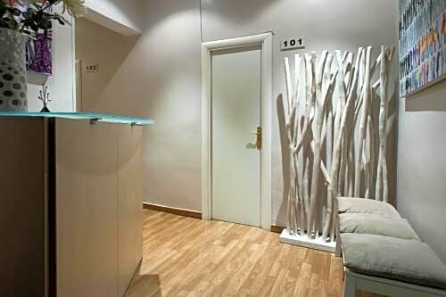 Хостел Thc Gran VIA Hostel в Мадриде