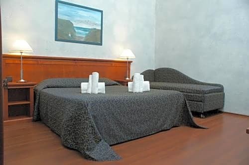 Фото Hotel Clari