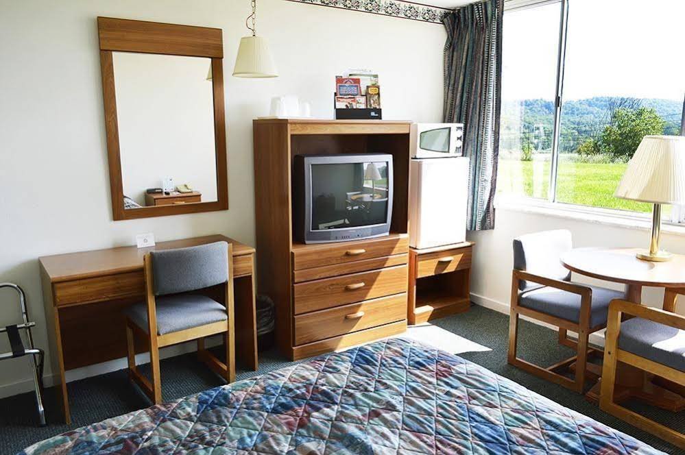 Фото Huntingdon Motor Inn