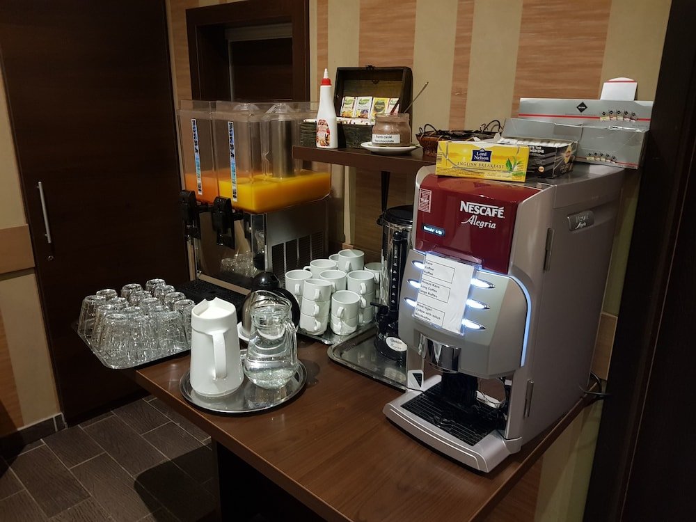 Фото Central Hotel 21