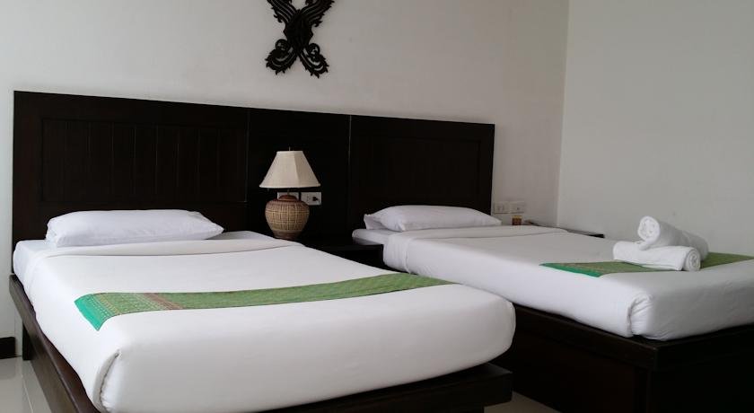 Фото Nana Buri Hotel