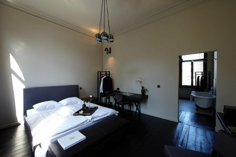 Гостиница Museum Suites в Антверпене