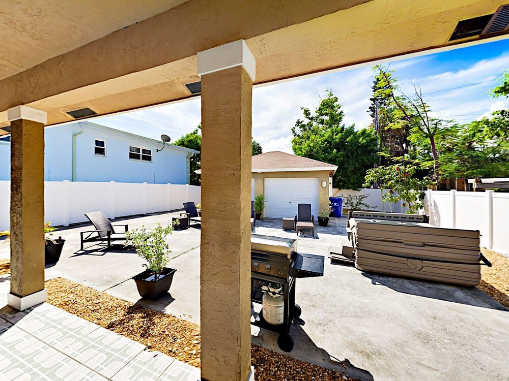 Фото 509 S Ocean Boulevard Home 3 Bedrooms 3 Bathrooms Home
