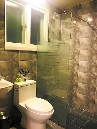 Фото Naru Guesthouse