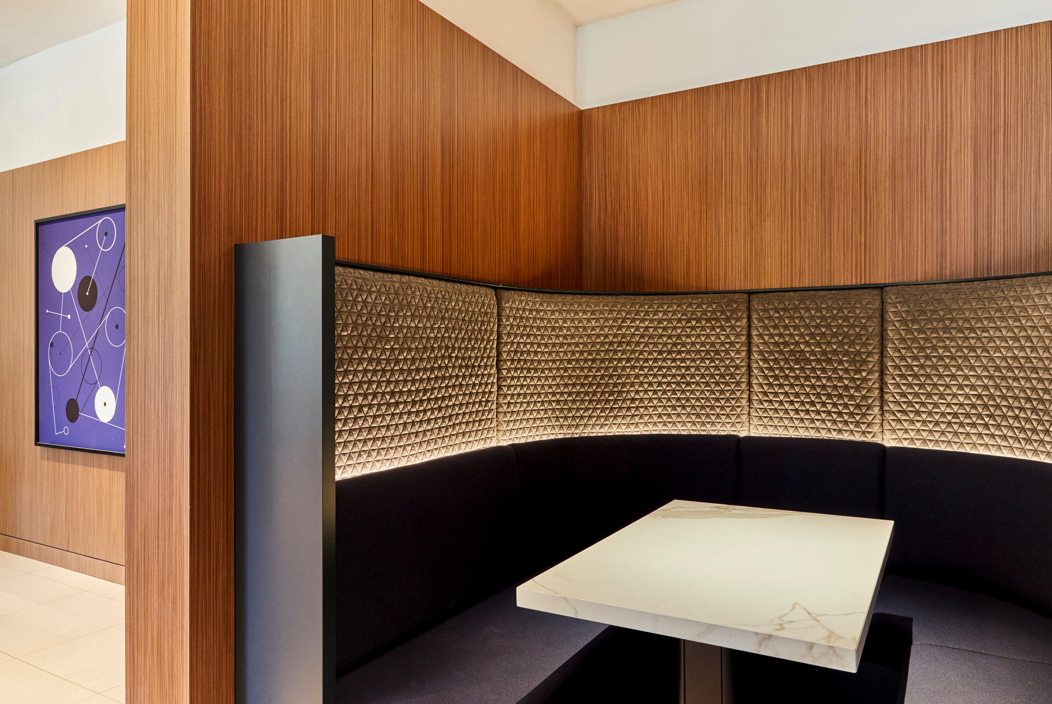 Фото Crowne Plaza Paris Republique