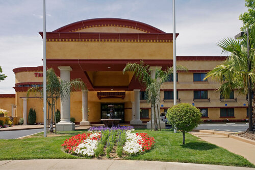 Гостиница Holiday Inn Rancho Cordova, an Ihg Hotel в Ранчо Кордове