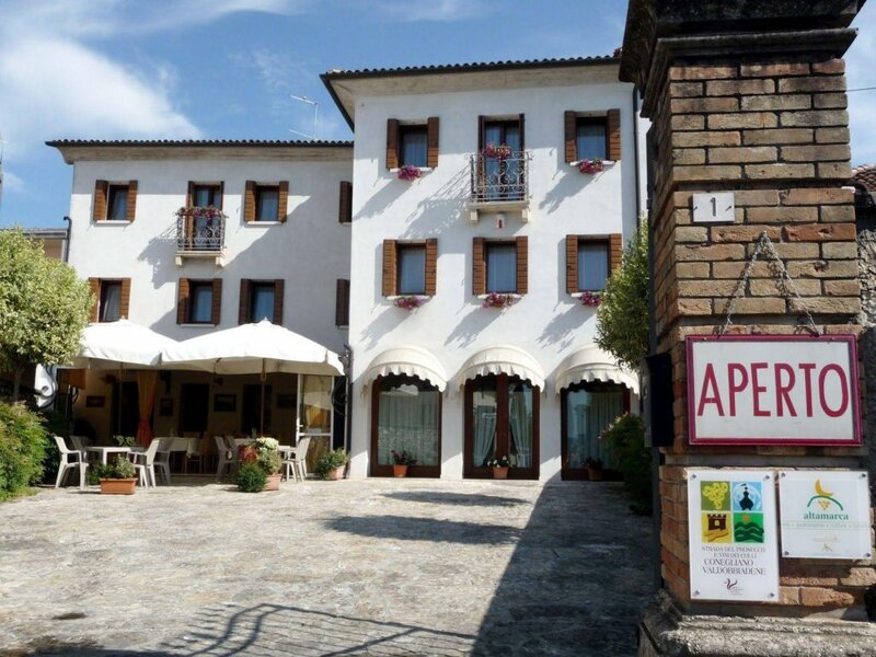 Гостиница Locanda Ai Archi